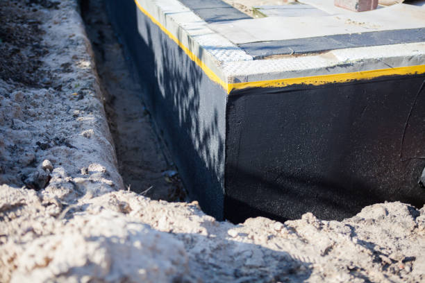 Professional Wet Basement Repair technician working in Green Camp, OH